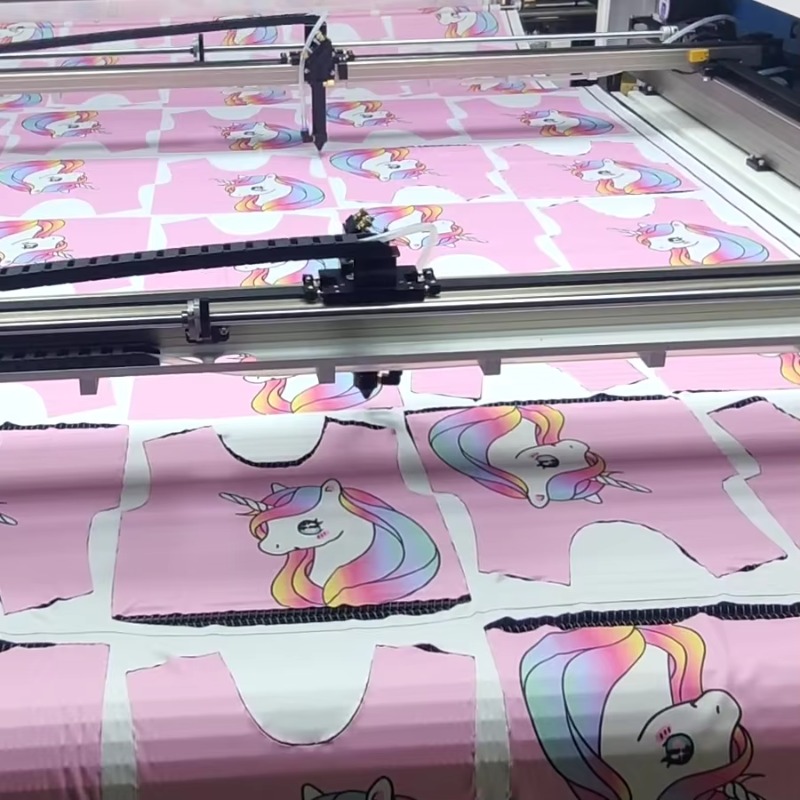 Machine de découpe laser doubl - Home Textile Industry avis et prix